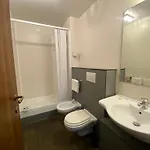 Londrino Guest house