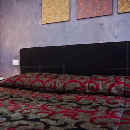 Londrino ゲストハウス サンレモ