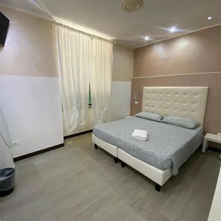 Londrino ゲストハウス サンレモ